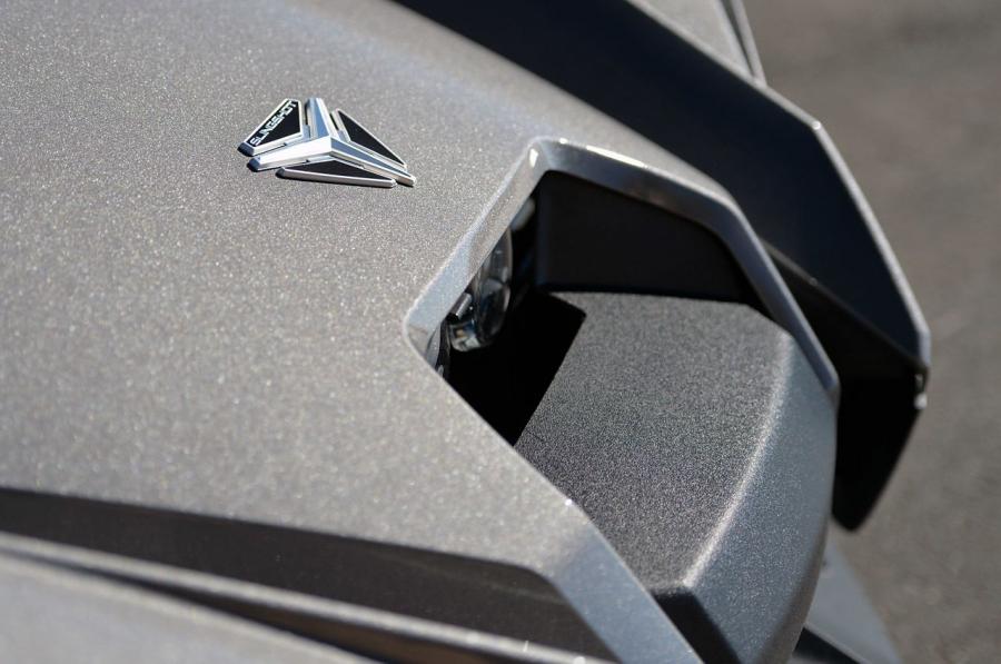 Детали экстерьера Polaris Slingshot 2015 года  (NA) (фото 8 из 41)